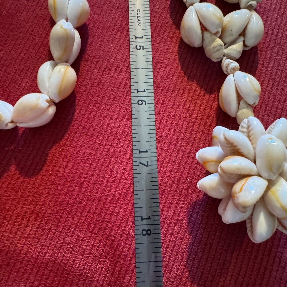 Vintage Natural Cowrie Shell Necklace Set - Picture 5 of 5